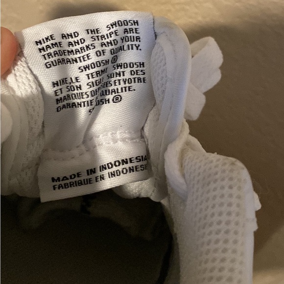 Nuke shoes - Picture 2 of 5